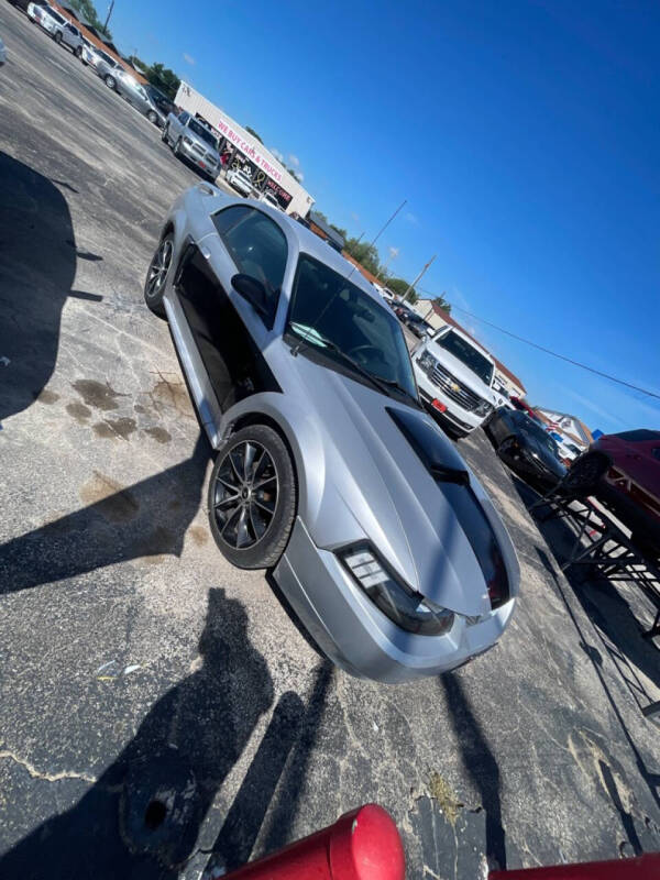 2003 Ford Mustang