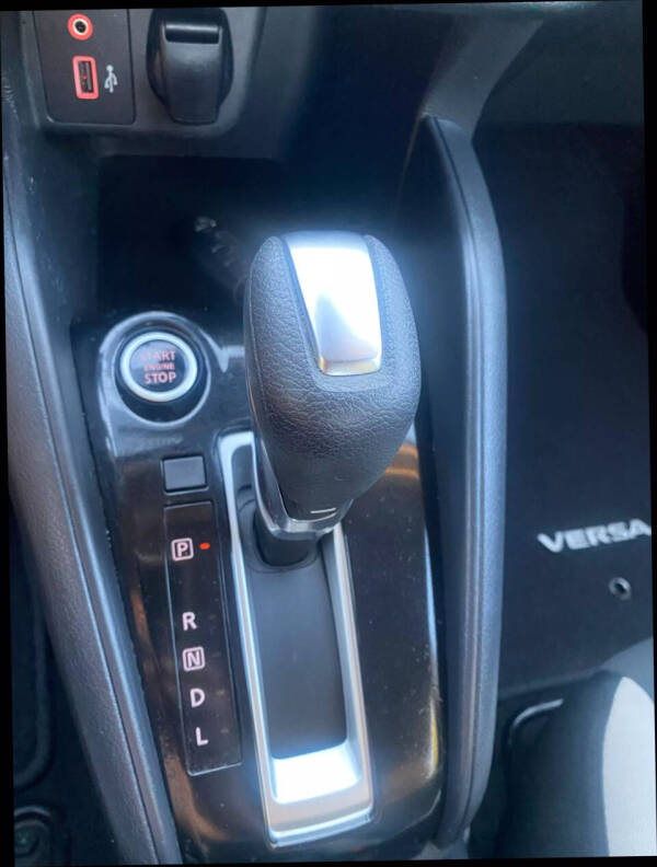 2020 Nissan Versa SV