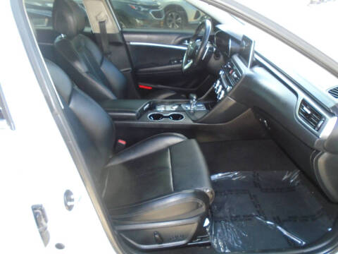 2020 Genesis G70 2.0T