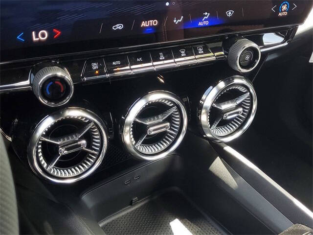 2025 Chevrolet Blazer EV LT