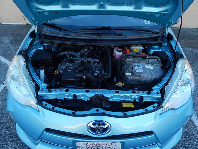 2012 Toyota Prius c Four