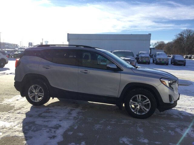 2020 GMC Terrain SLE