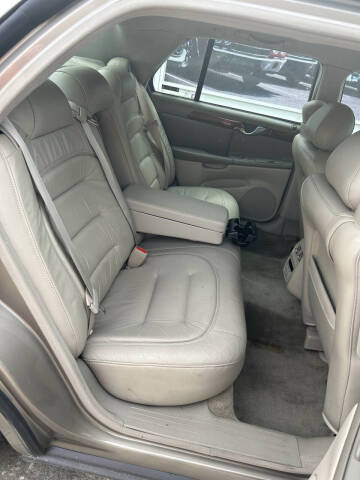 2002 Cadillac DeVille