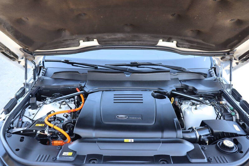 2021 Land Rover Range Rover Sport P400e HSE Silver Edition