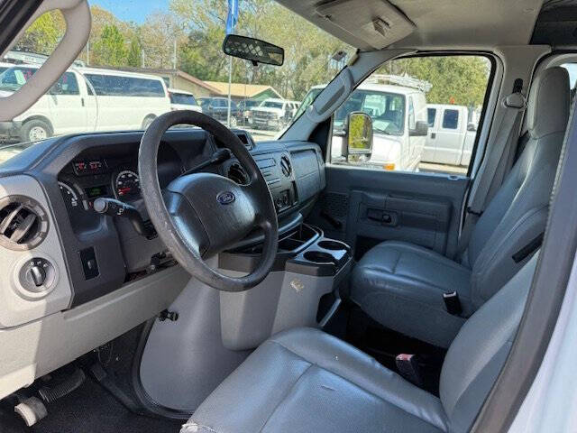 2009 Ford E-Series E-350 SD
