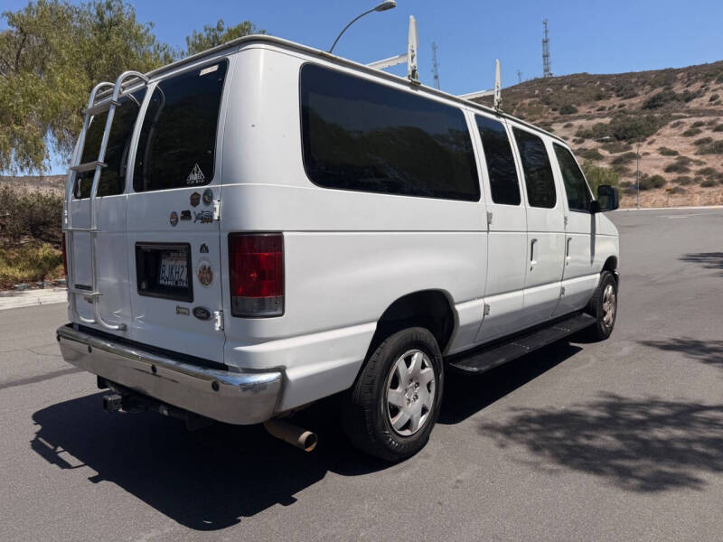 2013 Ford E-Series E-350 SD XLT