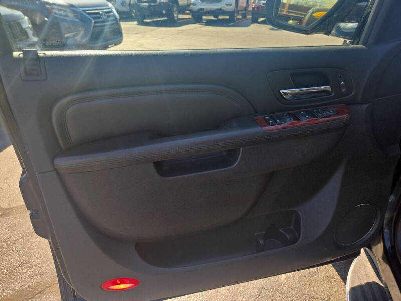 2011 Cadillac Escalade EXT Luxury