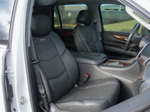 2020 Cadillac Escalade Luxury