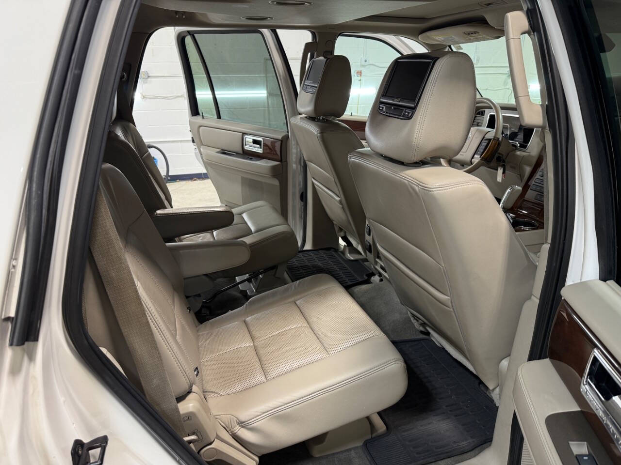 2013 Lincoln Navigator for sale at Vehicle Brothers LLC in Broadview Heights, OH