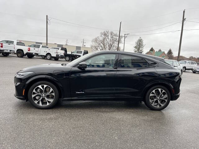 2022 Ford Mustang Mach-E Premium