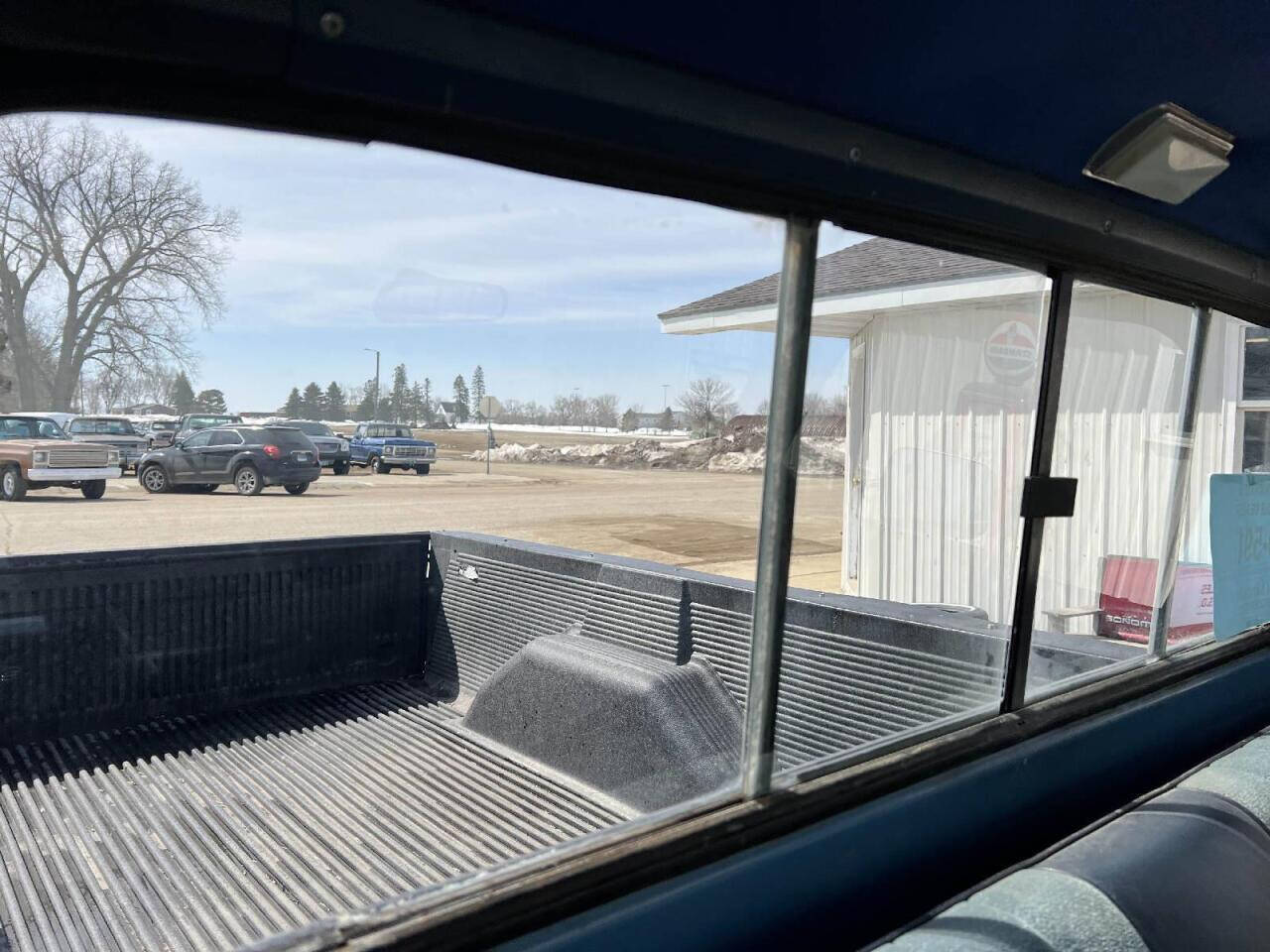1986 Chevrolet C/K 10 Series 28