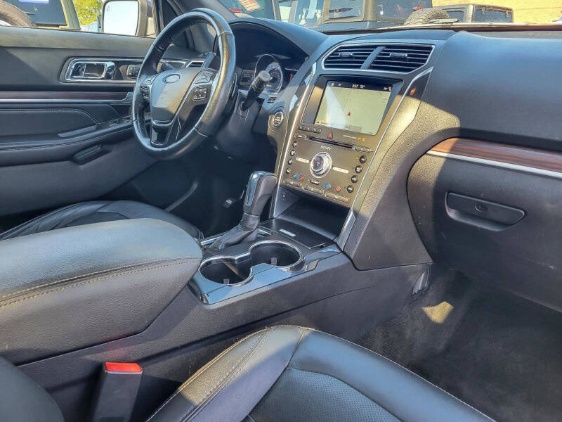 2017 Ford Explorer Limited