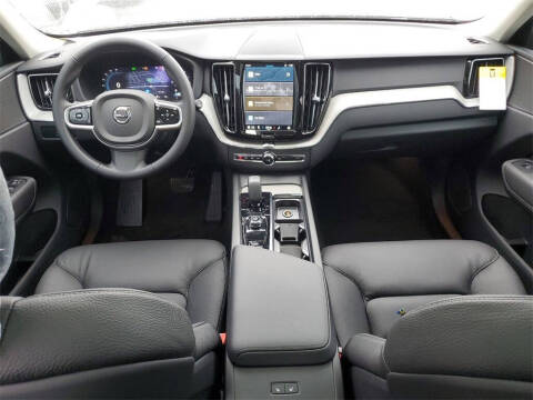 2025 Volvo XC60 B5 Plus Dark Theme