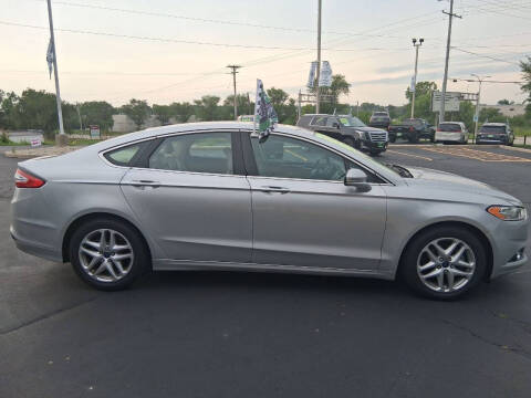 2016 Ford Fusion SE