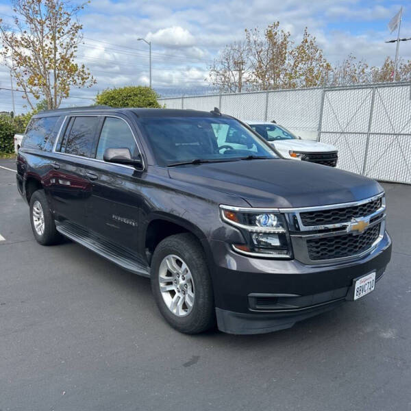 2017 Chevrolet Suburban LT