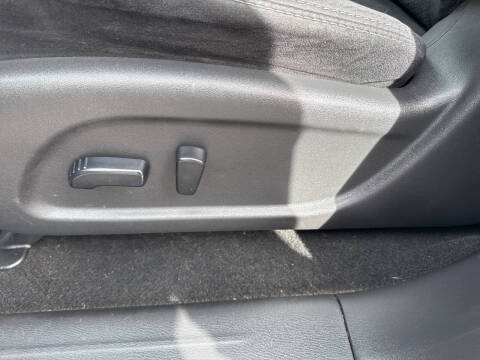 2016 Nissan Pathfinder SV