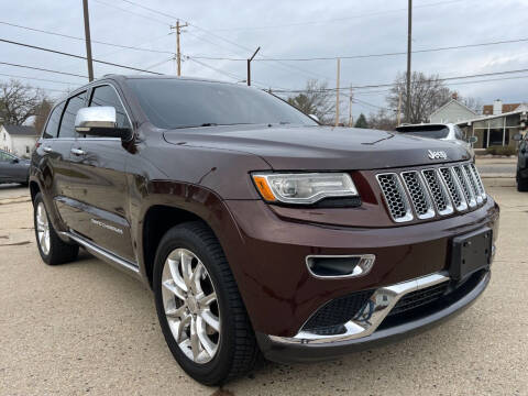 2014 Jeep Grand Cherokee for sale at Auto Gallery LLC in Burlington WI