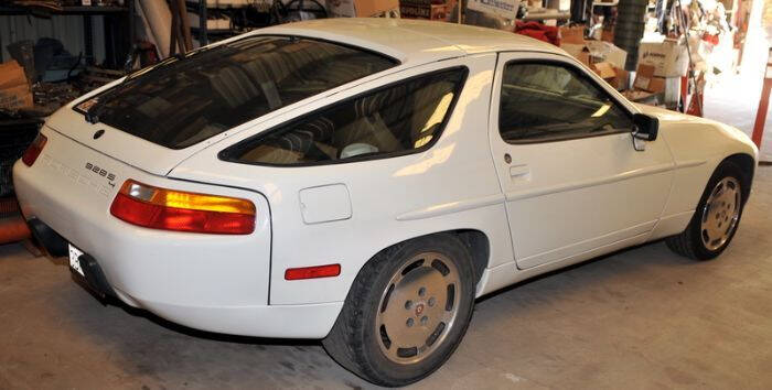 1988 Porsche 928 S4