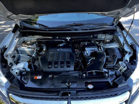 2020 Mitsubishi Eclipse Cross ES