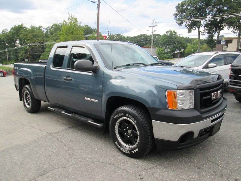 2011 GMC Sierra 1500 for sale at FIORE'S AUTO & TRUCK SALES in Shrewsbury MA