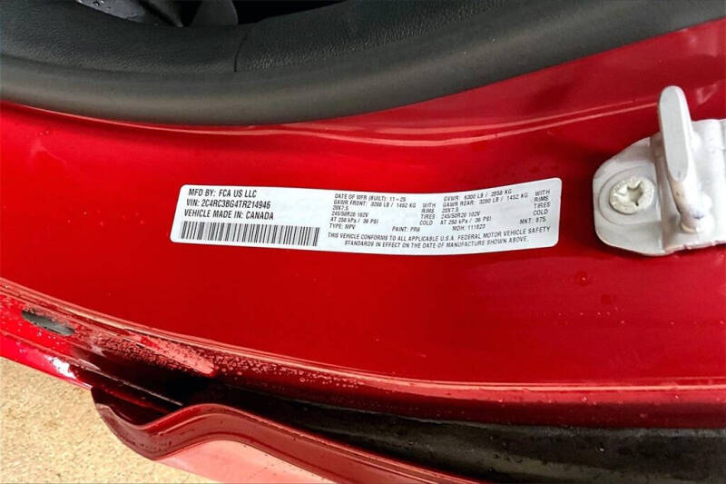 2026 Chrysler Pacifica Select