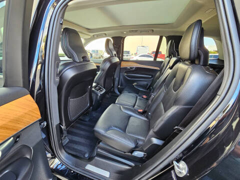 2025 Volvo XC90 B6 Plus Bright Theme 7P