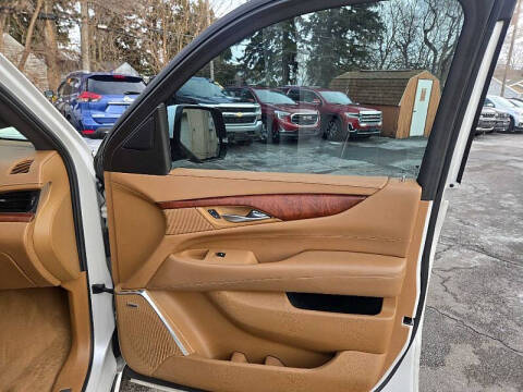 2017 Cadillac Escalade ESV Platinum