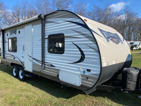 2017 Forest River Wildwood X-Lite Series M-241QB for sale at Bucks Autosales LLC in Levittown PA