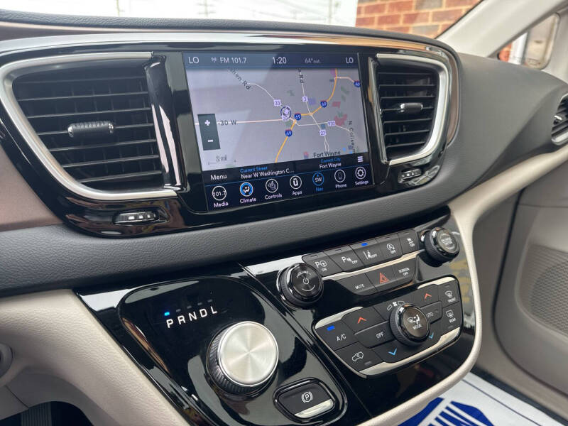 2018 Chrysler Pacifica Touring L Plus