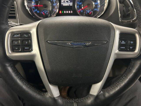 2016 Chrysler Town and Country Touring