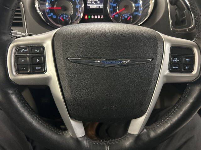 2016 Chrysler Town and Country Touring