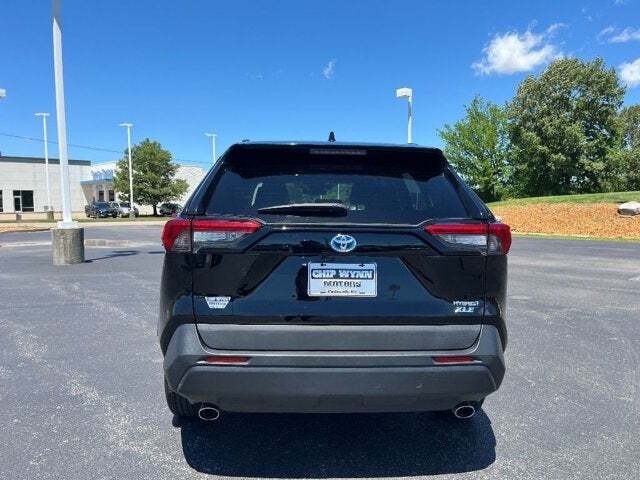 2020 Toyota RAV4 Hybrid 6
