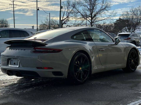 2018 Porsche 911 Carrera