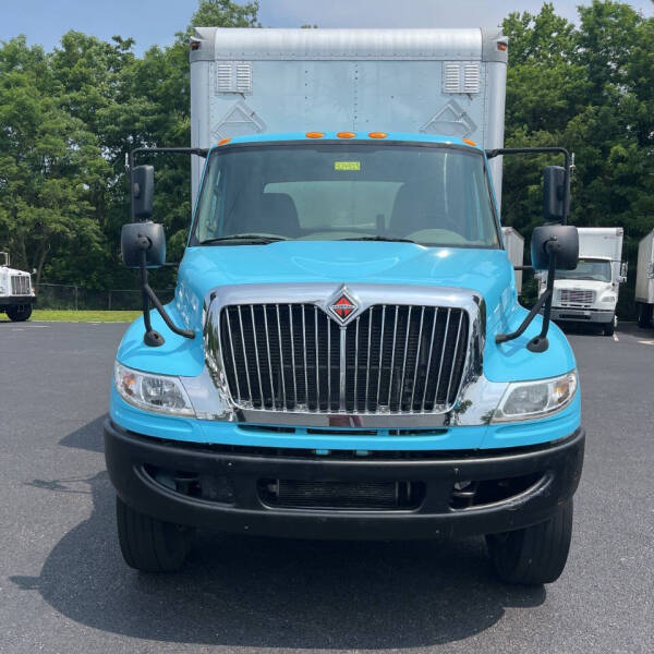 2019 International DuraStar 4300