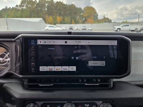 2024 Jeep Gladiator Sport S