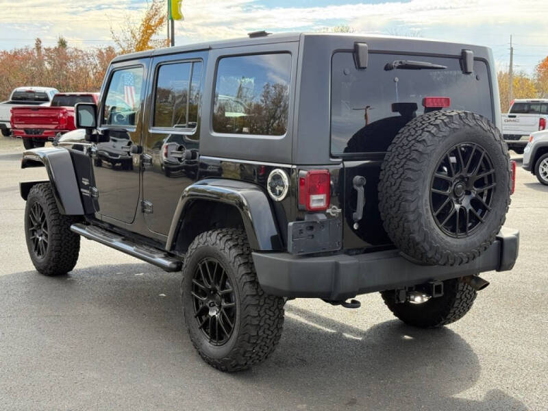 2011 Jeep Wrangler Unlimited Sahara
