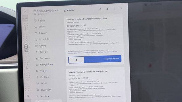 2023 Tesla Model X Standard Range
