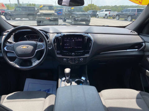 2022 Chevrolet Traverse LT Cloth