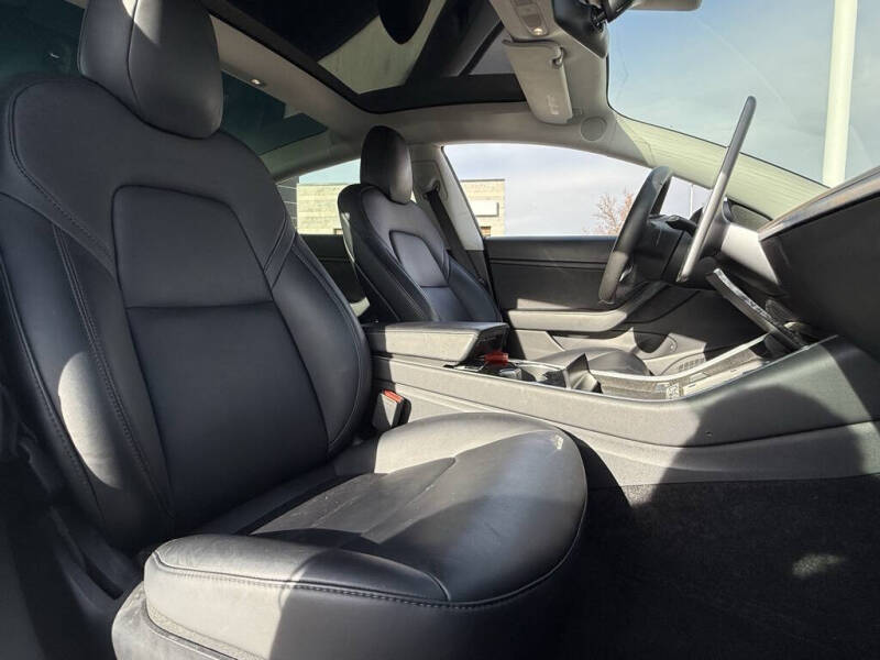 2020 Tesla Model 3 Long Range