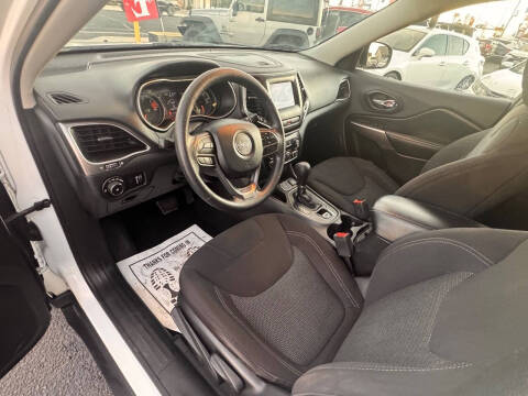 2019 Jeep Cherokee Latitude