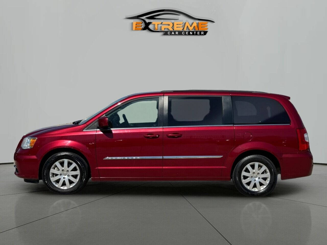 2016 Chrysler Town and Country for sale at Extreme Car Center in Detroit, MI