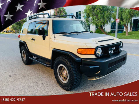 2010 Toyota FJ Cruiser for sale at Trade In Auto Sales in Van Nuys CA