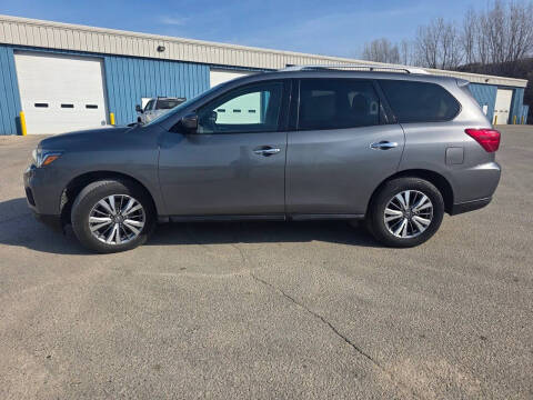 2020 Nissan Pathfinder SV