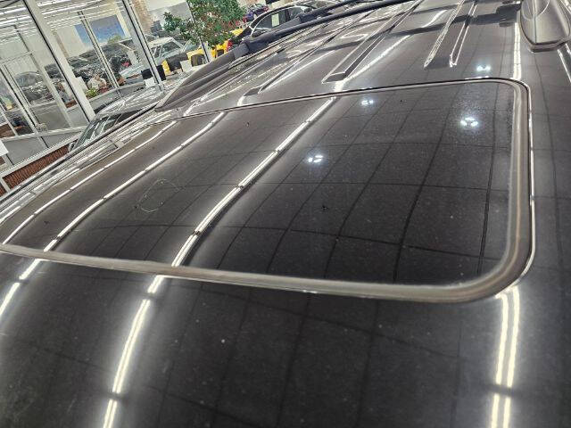 2012 Toyota Sienna SE 8-Passenger