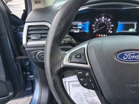 2019 Ford Fusion Hybrid SE