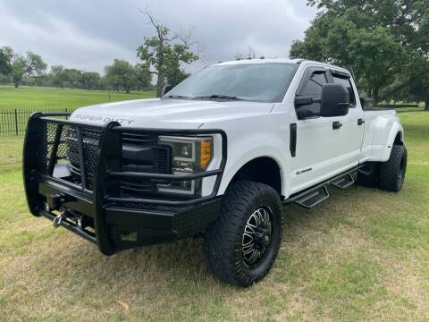 2018 Ford F-350 Super Duty for sale at Carz Of Texas Auto Sales in San Antonio TX