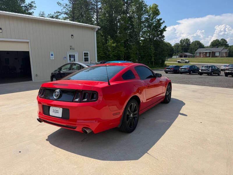 2014 Ford Mustang V6