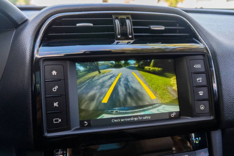 2017 Jaguar F-PACE 35t Premium