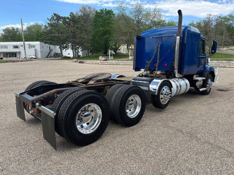2011 Mack Pinnacle