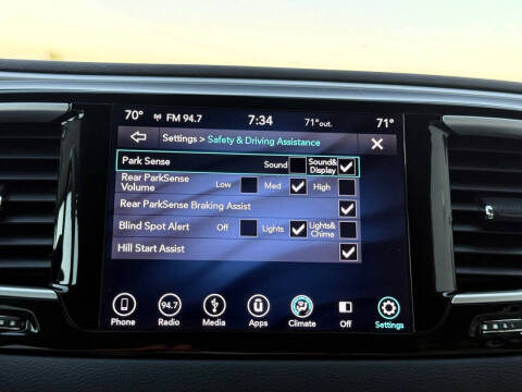 2018 Chrysler Pacifica Hybrid Touring Plus